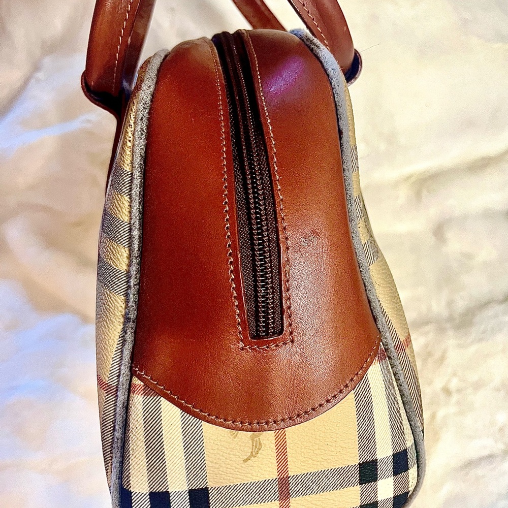 Vintage Rare Burberry Haymarket Plaid Purse - Picture 5 of 15